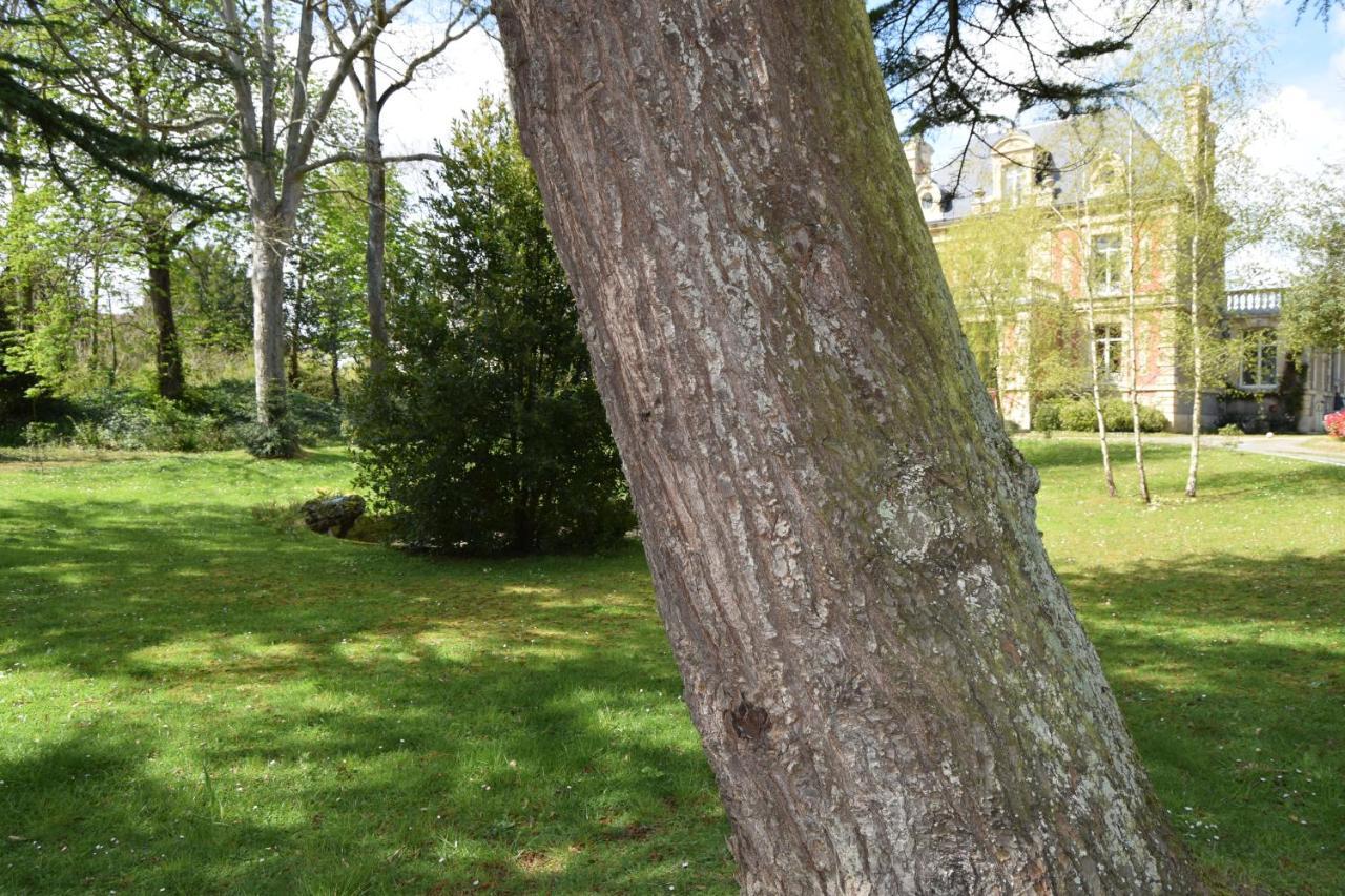Chambres D'Hotes Le Clos Des Marronniers Douvres-la-Delivrande Экстерьер фото