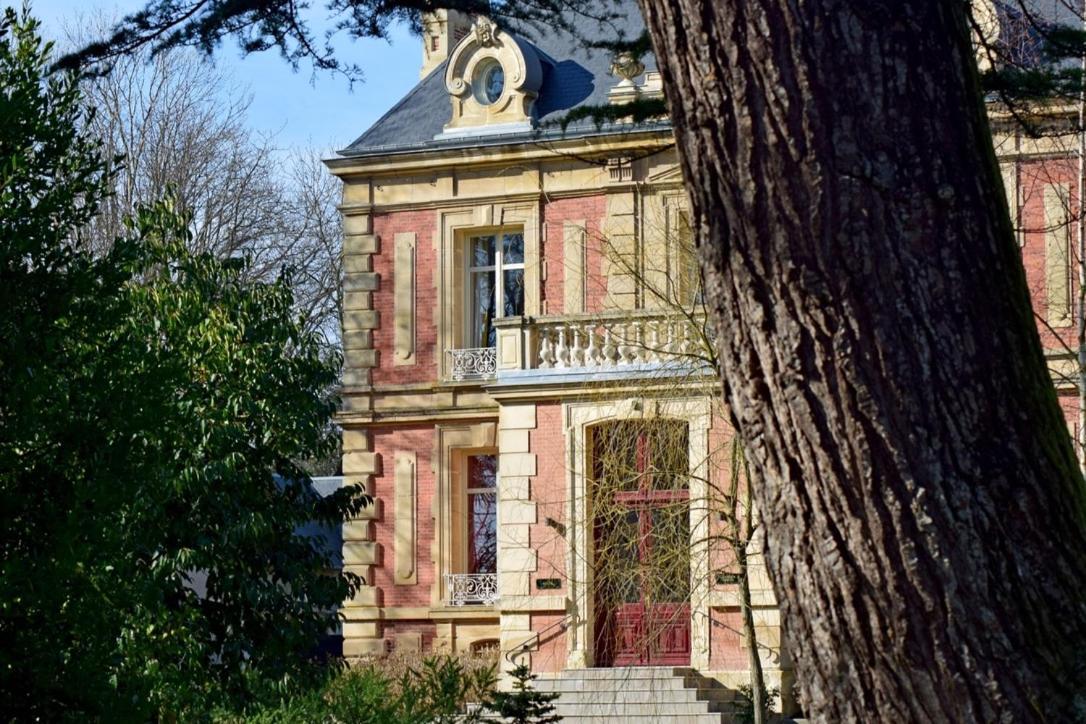 Chambres D'Hotes Le Clos Des Marronniers Douvres-la-Delivrande Экстерьер фото